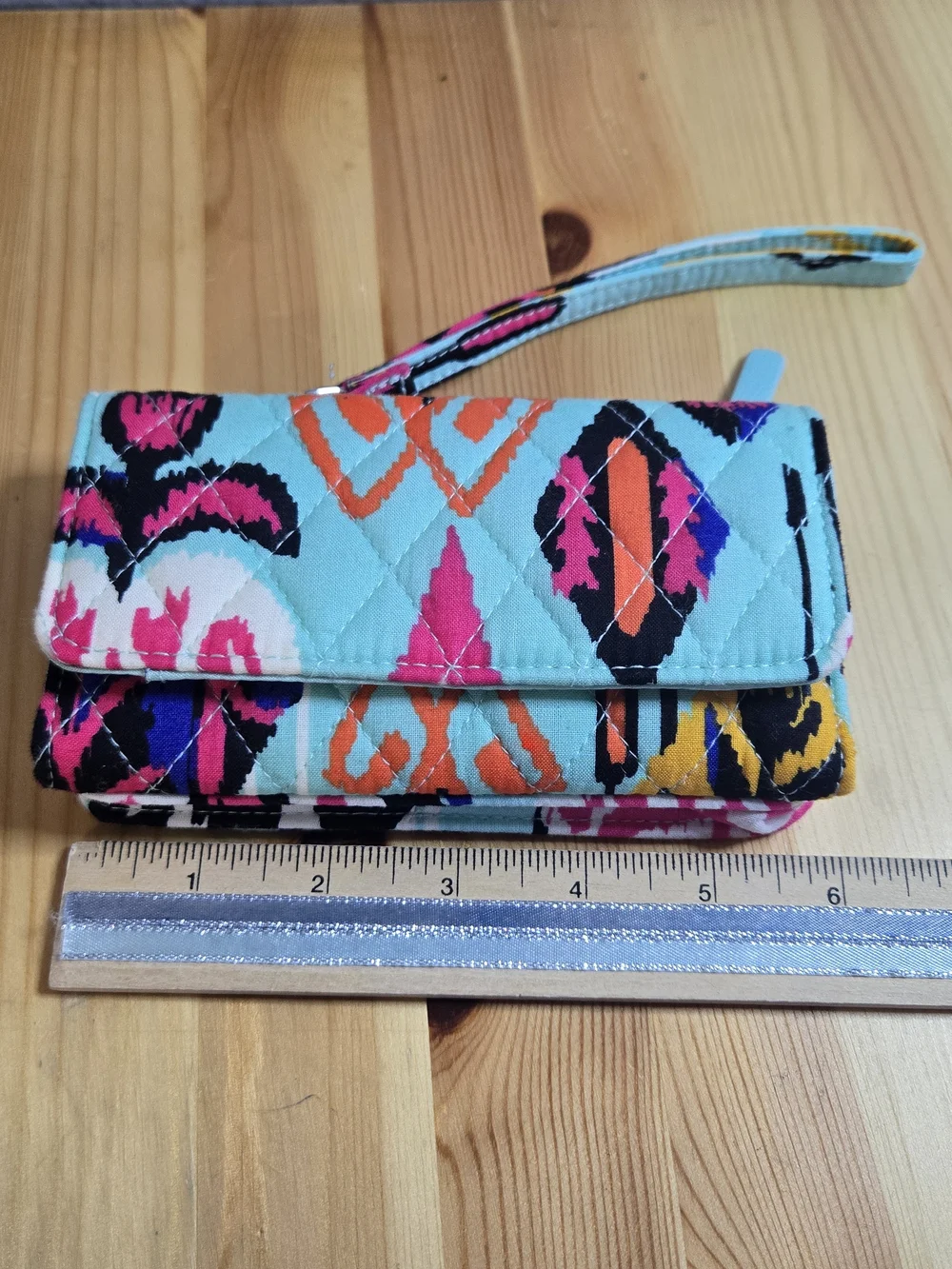 Vera Bradley stylish turquoise